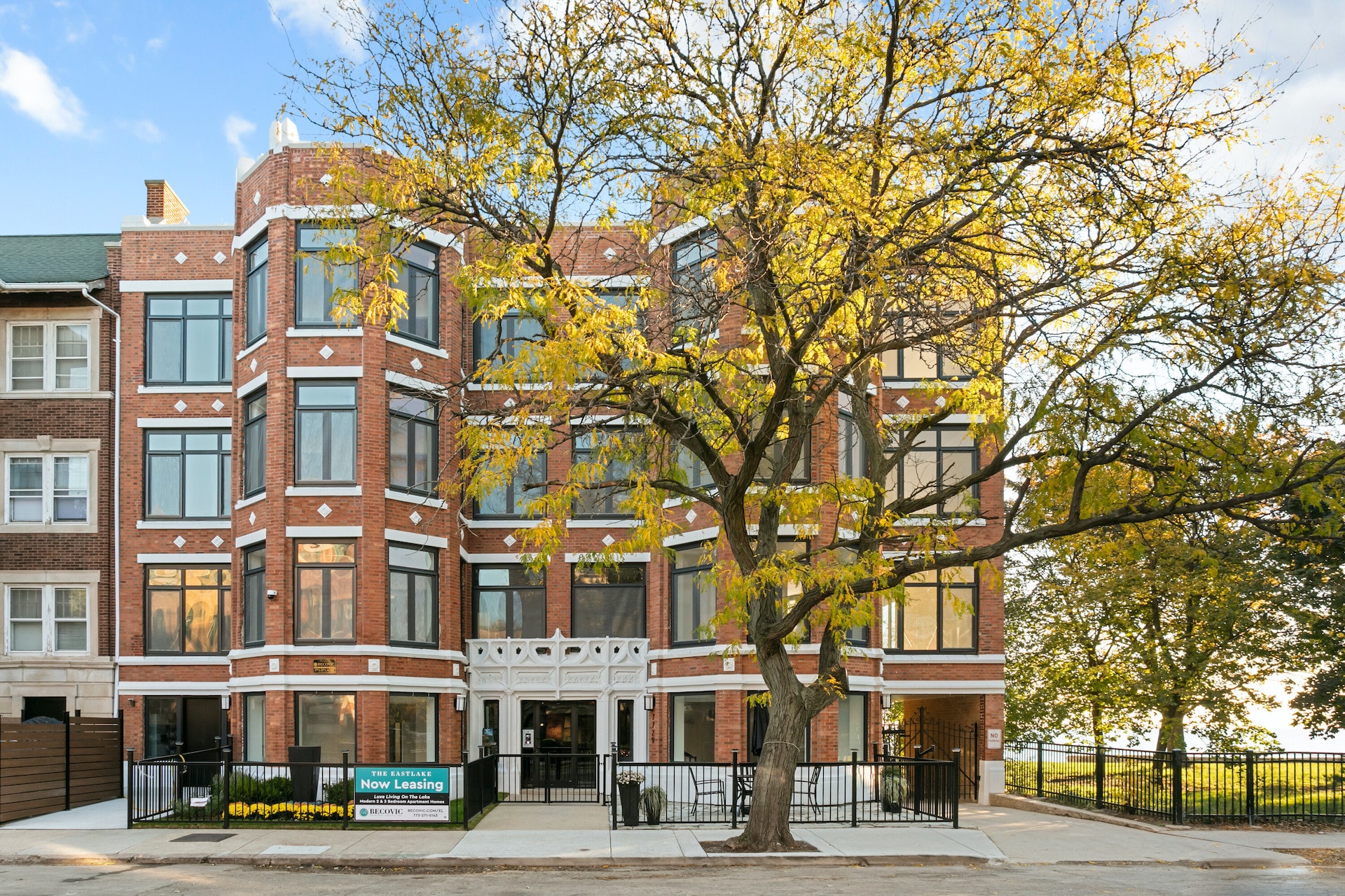 The Eastlake Becovic Chicago North Side Apartments