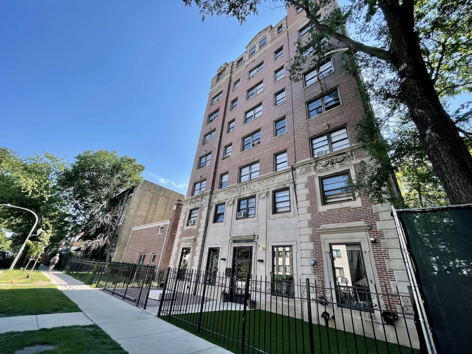 Image showcasing The Fleetwood - Becovic Chicago North Side Apartments